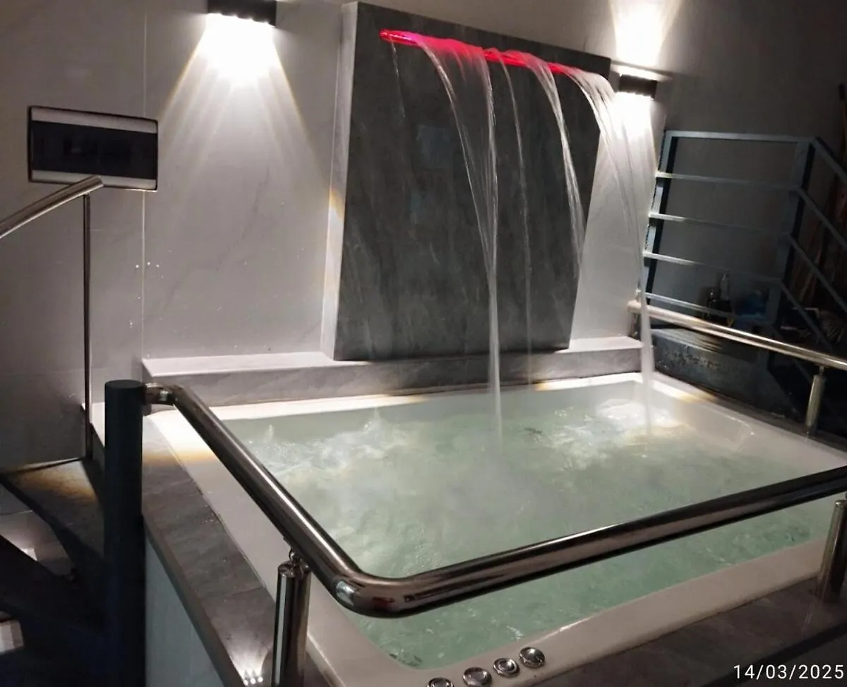 Luxury 2 Bed Room With Jacuzzi Patio Malecon 聖多明哥 多米尼加共和国